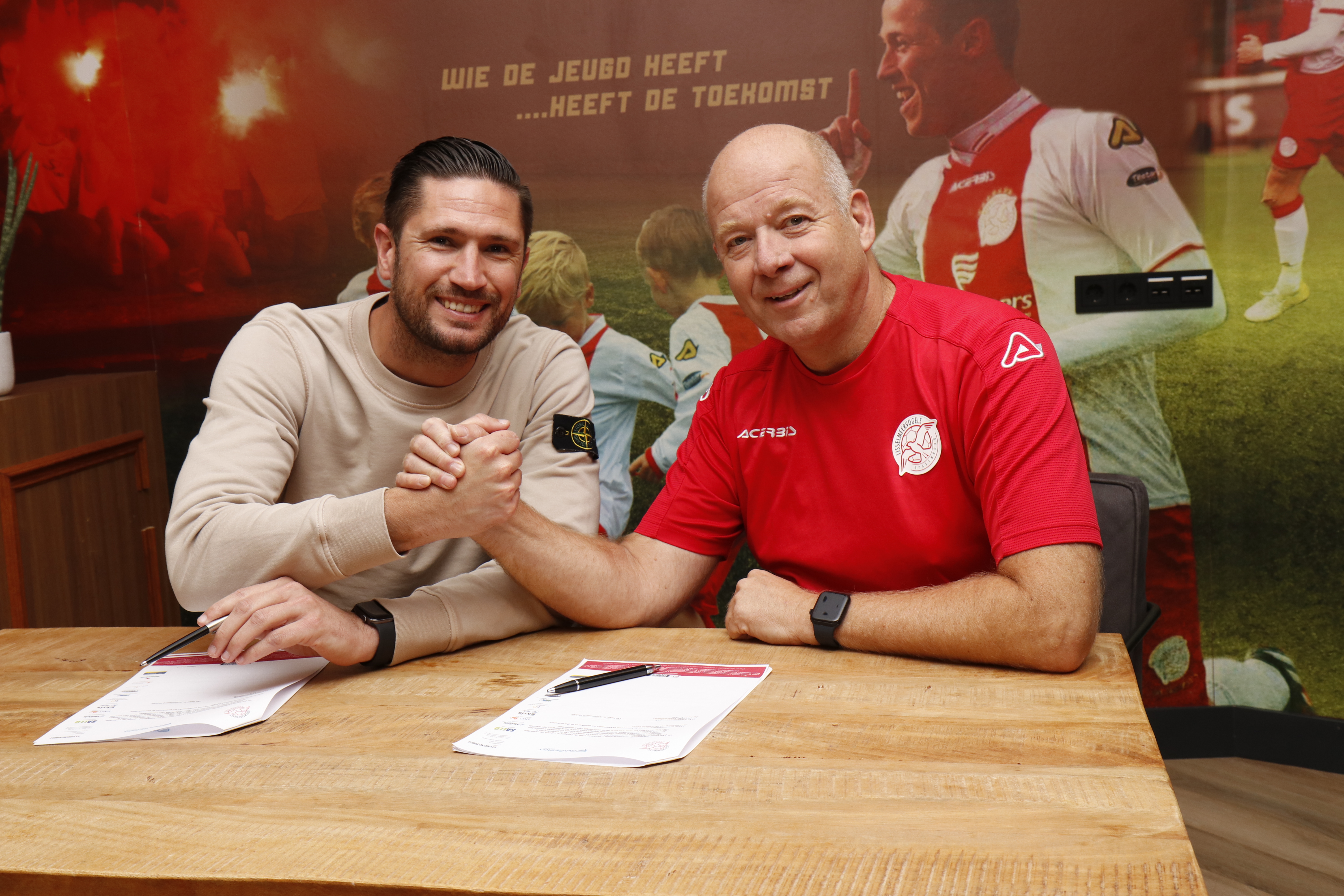 trainers Ralph Hovestad gaat voor het behalen van UEFA A