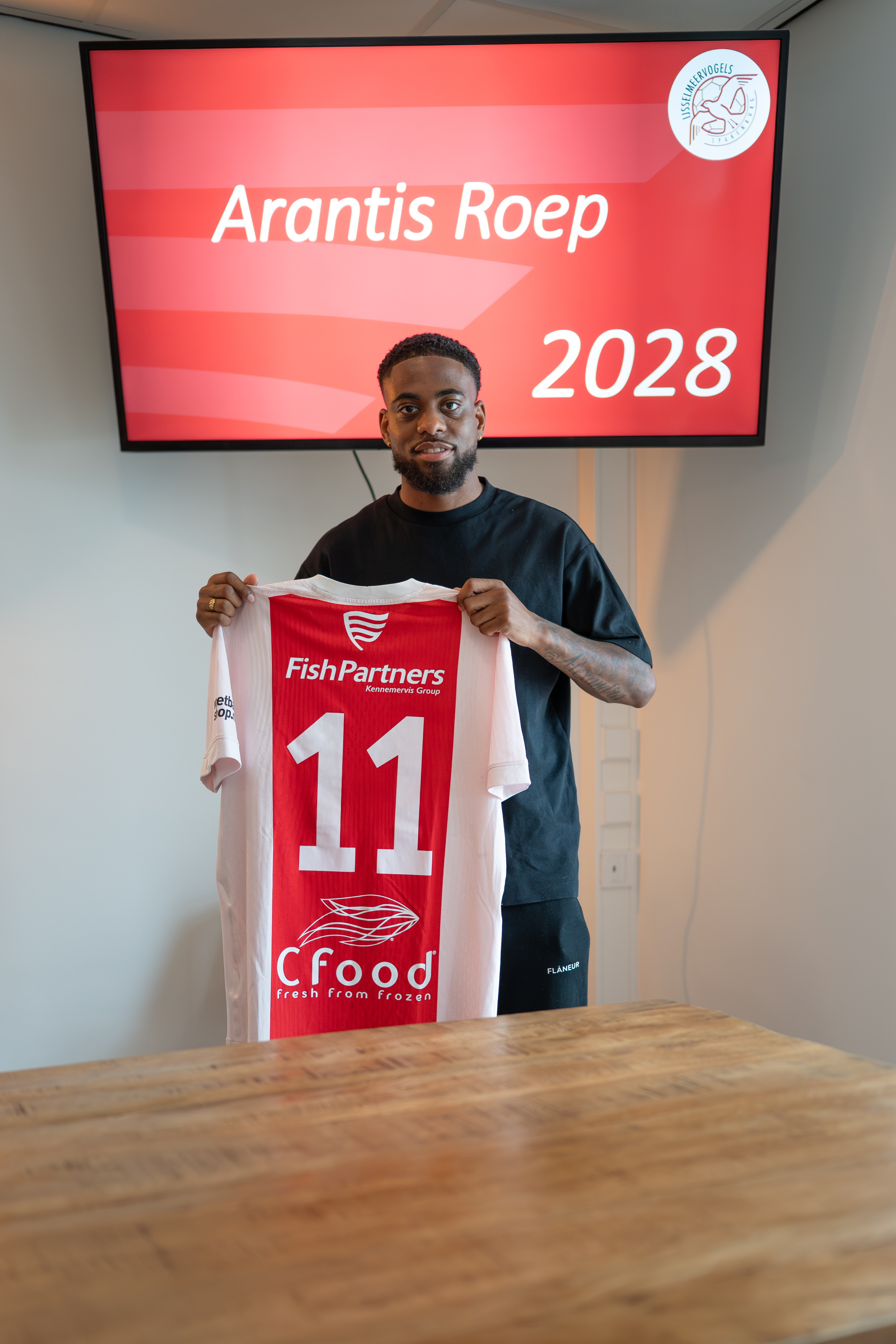 AR shirt