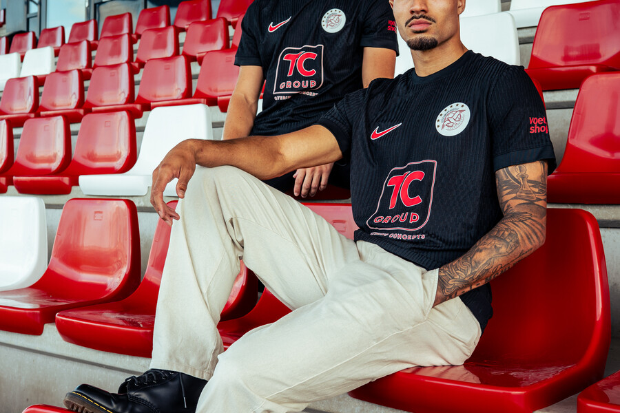 Nieuwste uitshirts te bestellen op Voetbalshop.nl!