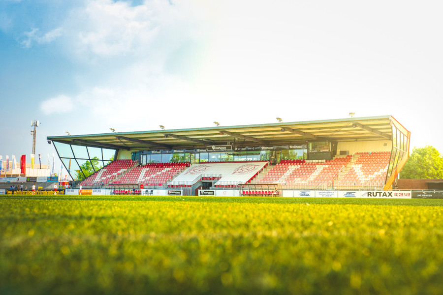 Online voorverkoop (VIP-tribune en staanplaatsen)