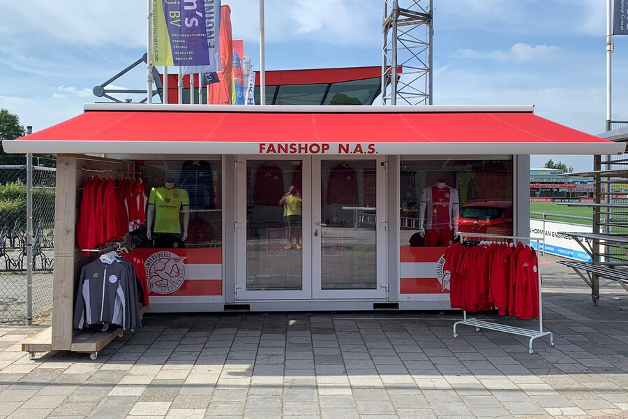 Scoor je kampioensmerchandise – fanshop zaterdag open vanaf 11.00 uur