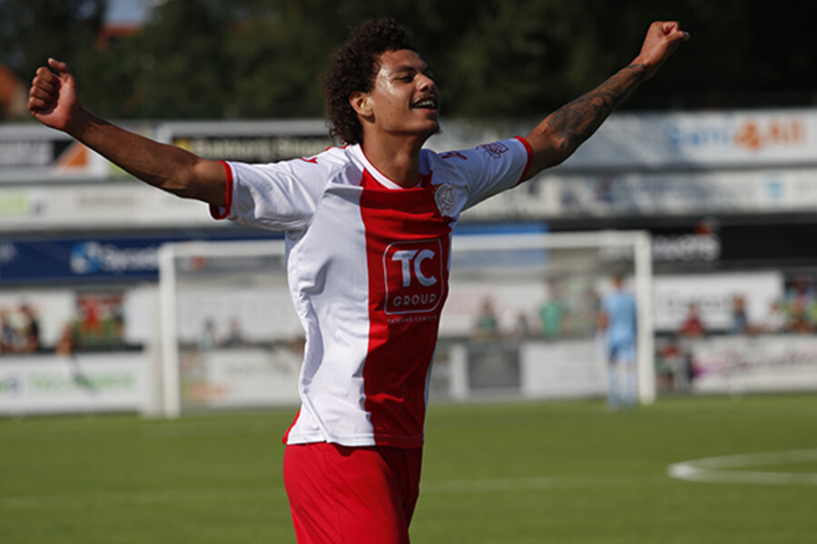 Deveron Fonville maakt transfer naar FC Dordrecht