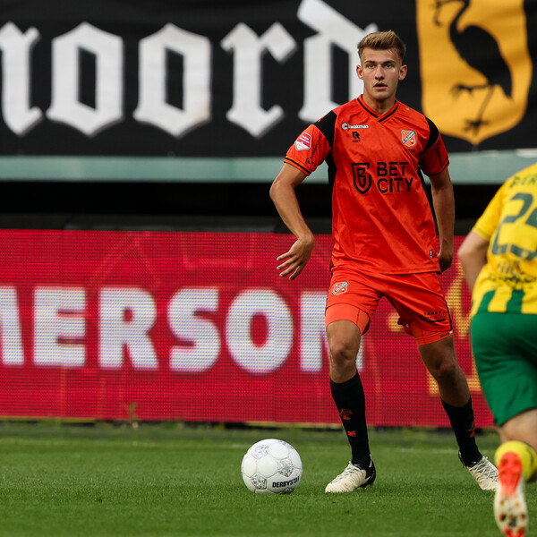Beukers keert op huurbasis terug naar De Westmaat