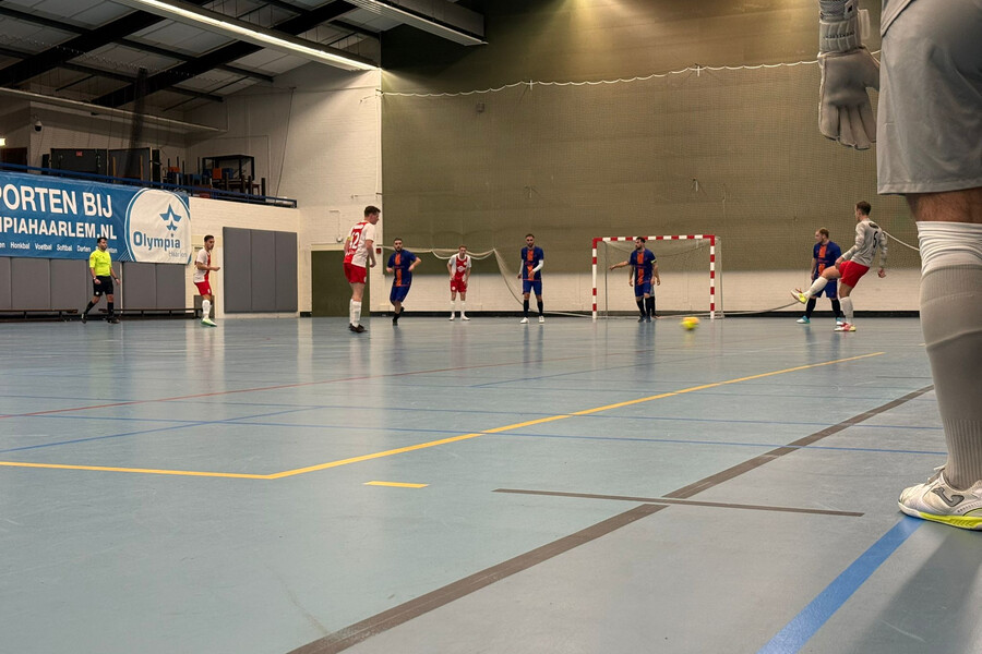 Futsal 1 kan geen potten breken in Haarlem