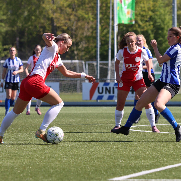 Vroege achterstand breekt Vrouwen 1 op in 's-Graveland