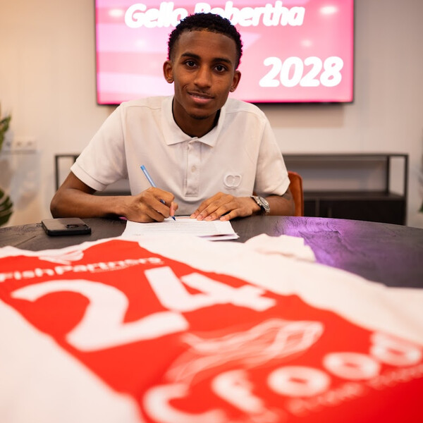 Talentvolle Gello Robertha tekent voor twee seizoenen