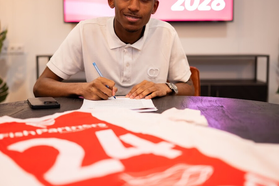 Talentvolle Gello Robertha tekent voor twee seizoenen