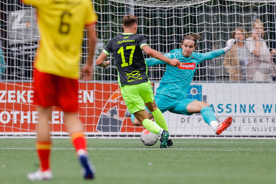 Roep schiet Vogels na hectische week naar winst in Raalte