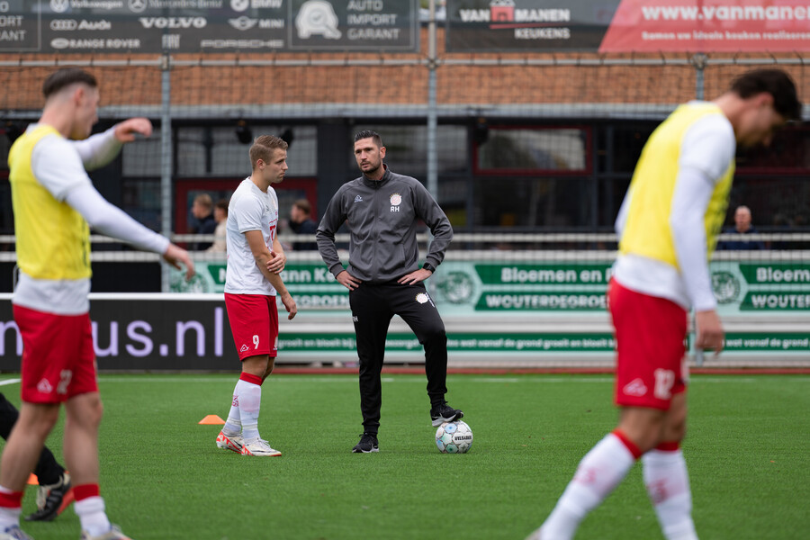 Ralph Hovestad verruilt IJsselmeervogels voor hoofdtrainerschap