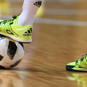 Futsal 1 loopt averij op in strijd om play-off ticket