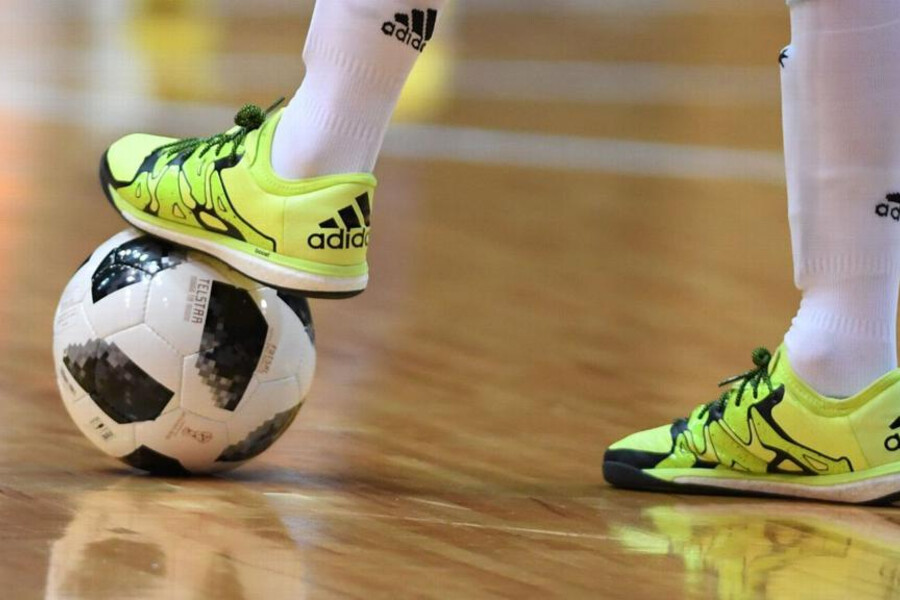 Futsal 1 loopt averij op in strijd om play-off ticket