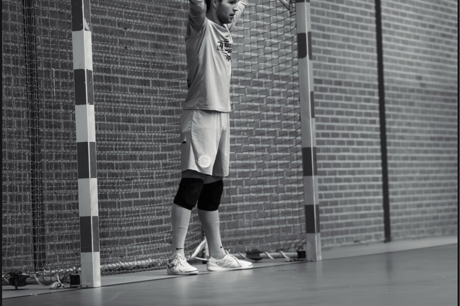 Bizarre wedstrijd kent pijnlijke afloop voor Futsal 1
