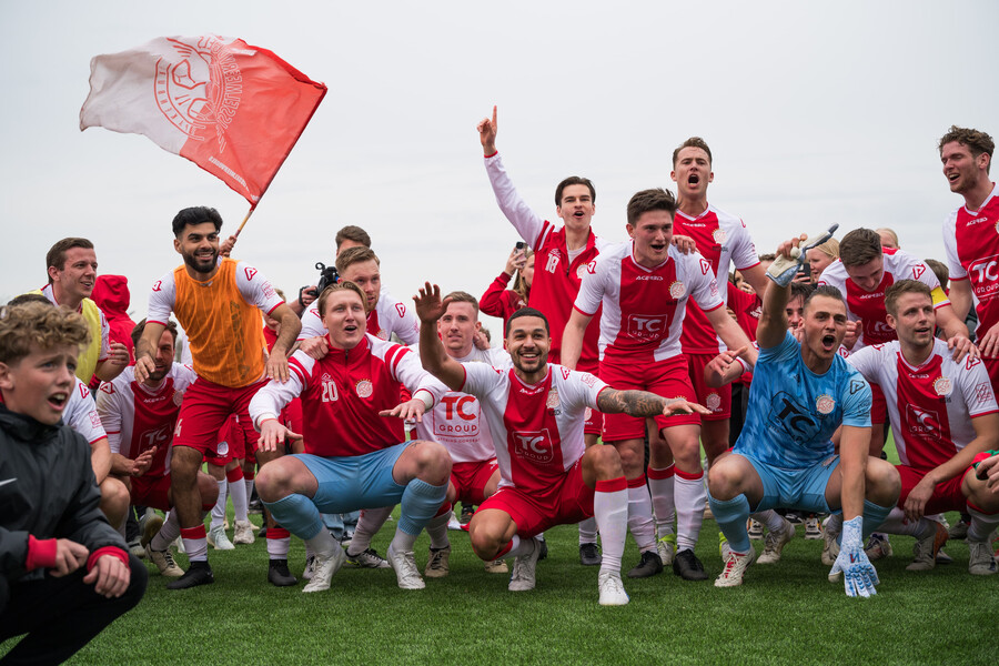 IJsselmeervogels op titelkoers na zege op Eemdijk