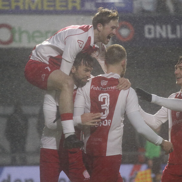 IJsselmeervogels bezit langste adem; overwinning op DEM komt laat tot stand