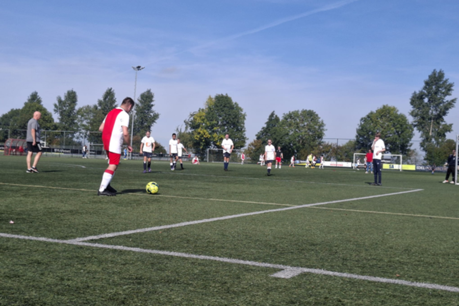 Voetbal+ Jeugdteam begint seizoen ijzersterk