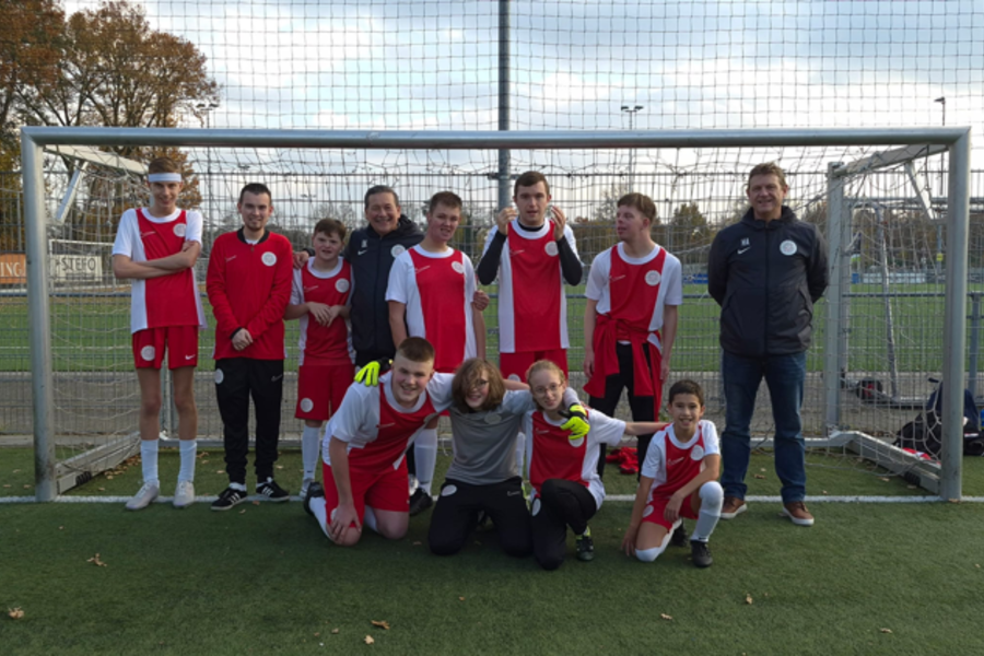 G-Jeugdteam scoort flink in Naarden