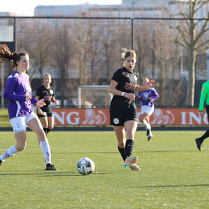 Valse herstart voor Vrouwen 1