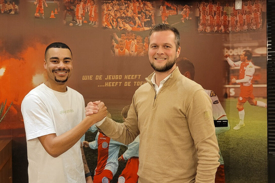 Bradley Martis en IJsselmeervogels verlengen samenwerking