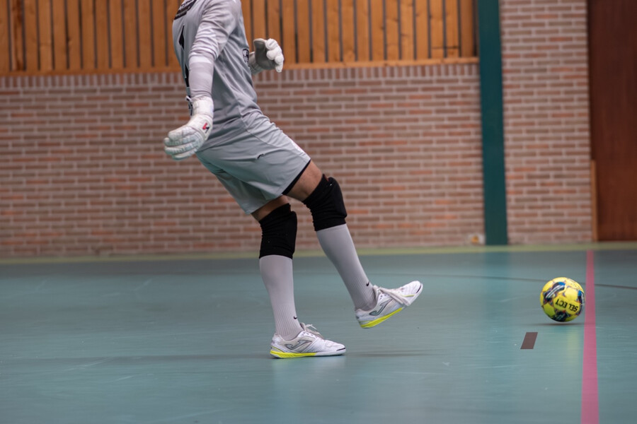Futsal 1 onderuit bij UVV