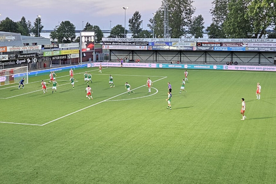 Vogels halen uit in oefenduel met VVOG