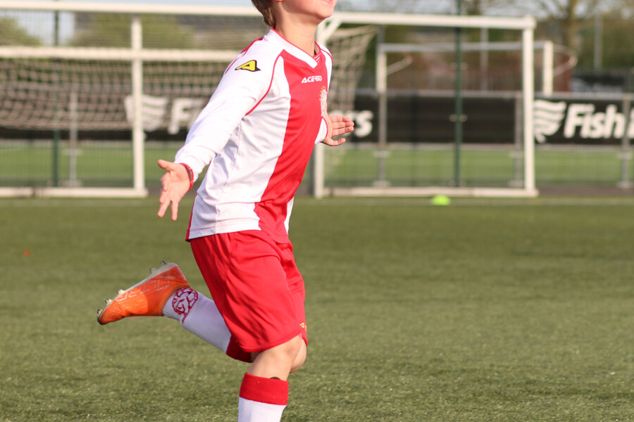 Kom voetballen bij de Kleine Rooie Vogels!