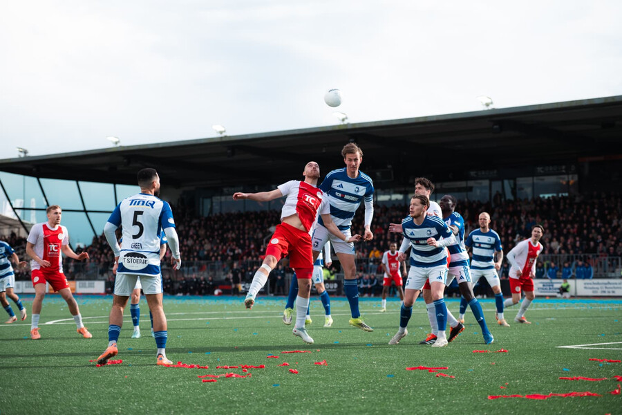 IJsselmeervogels ten onder in dorpsderby